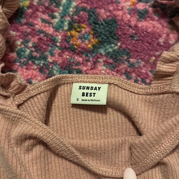 salmon aritzia bodysuit - Picture 2 of 2